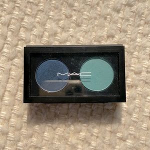 Mac eyeshadow duo